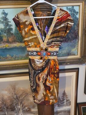 Silk Meghan LA Beaded V-Neck Abstract Print Mini Dress in Brown and Orange
